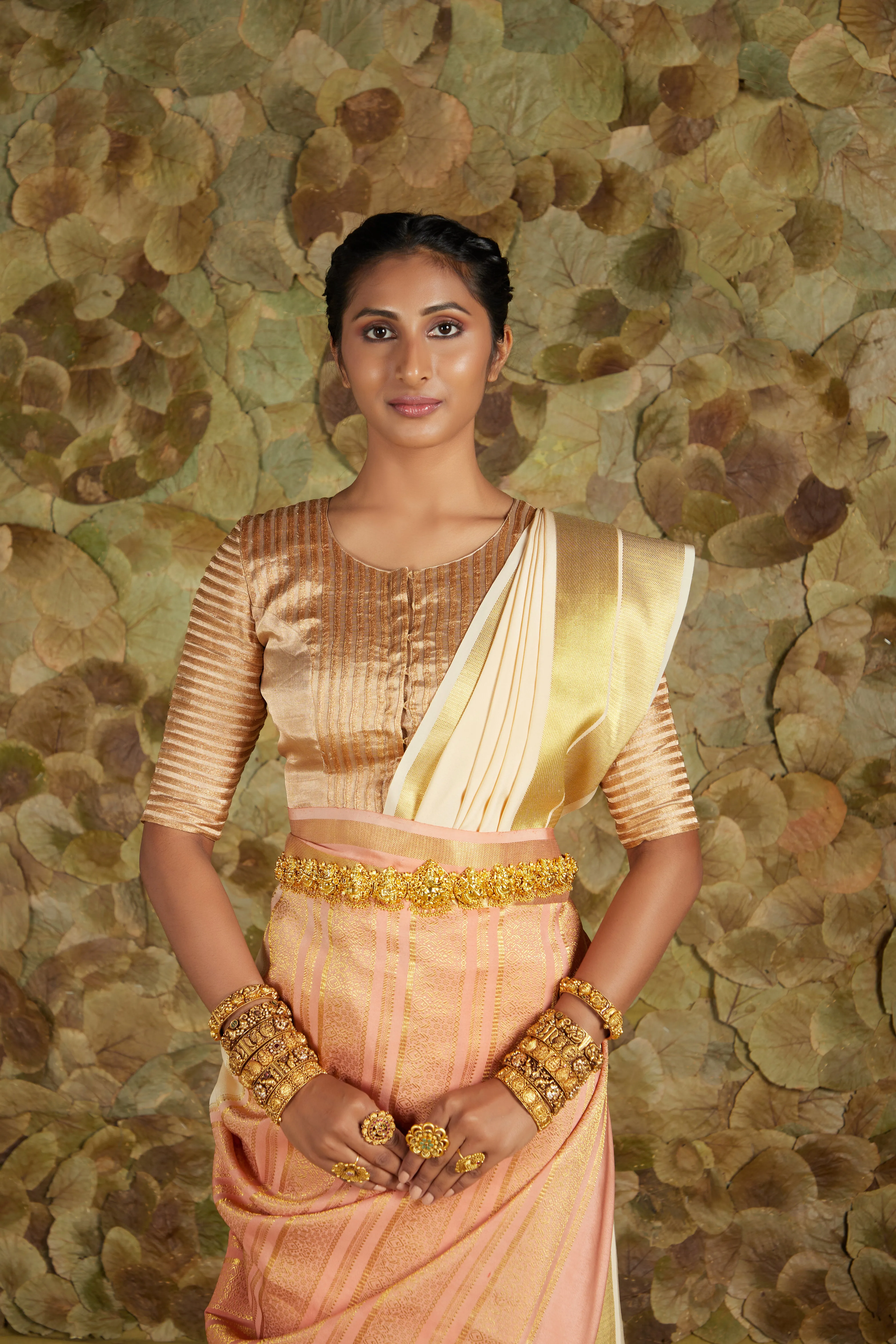 Aarthi in Rose Quartz x Shell / ಶರಬತ್ x ಶಂಕು Aarthi Saree