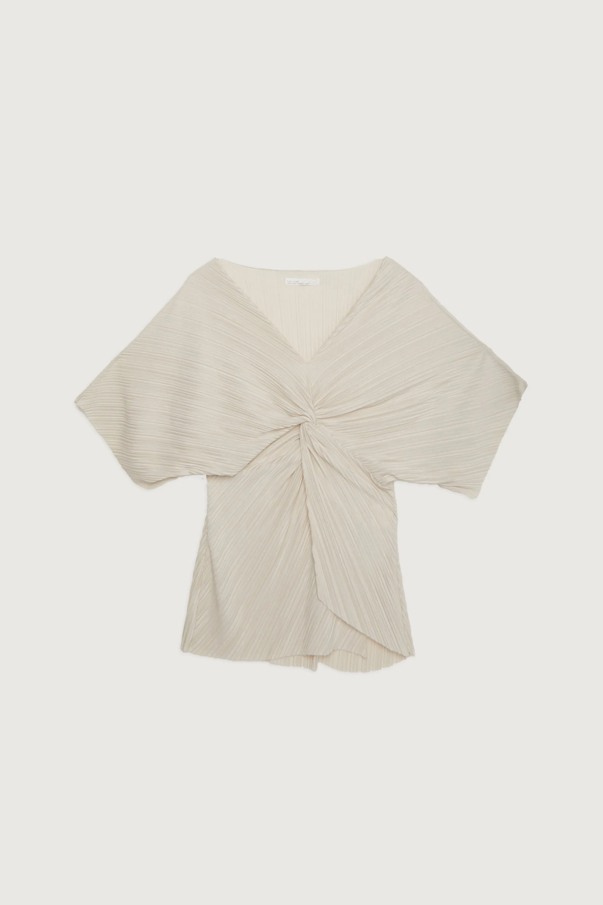 PLEATED FRONT TWIST TOP