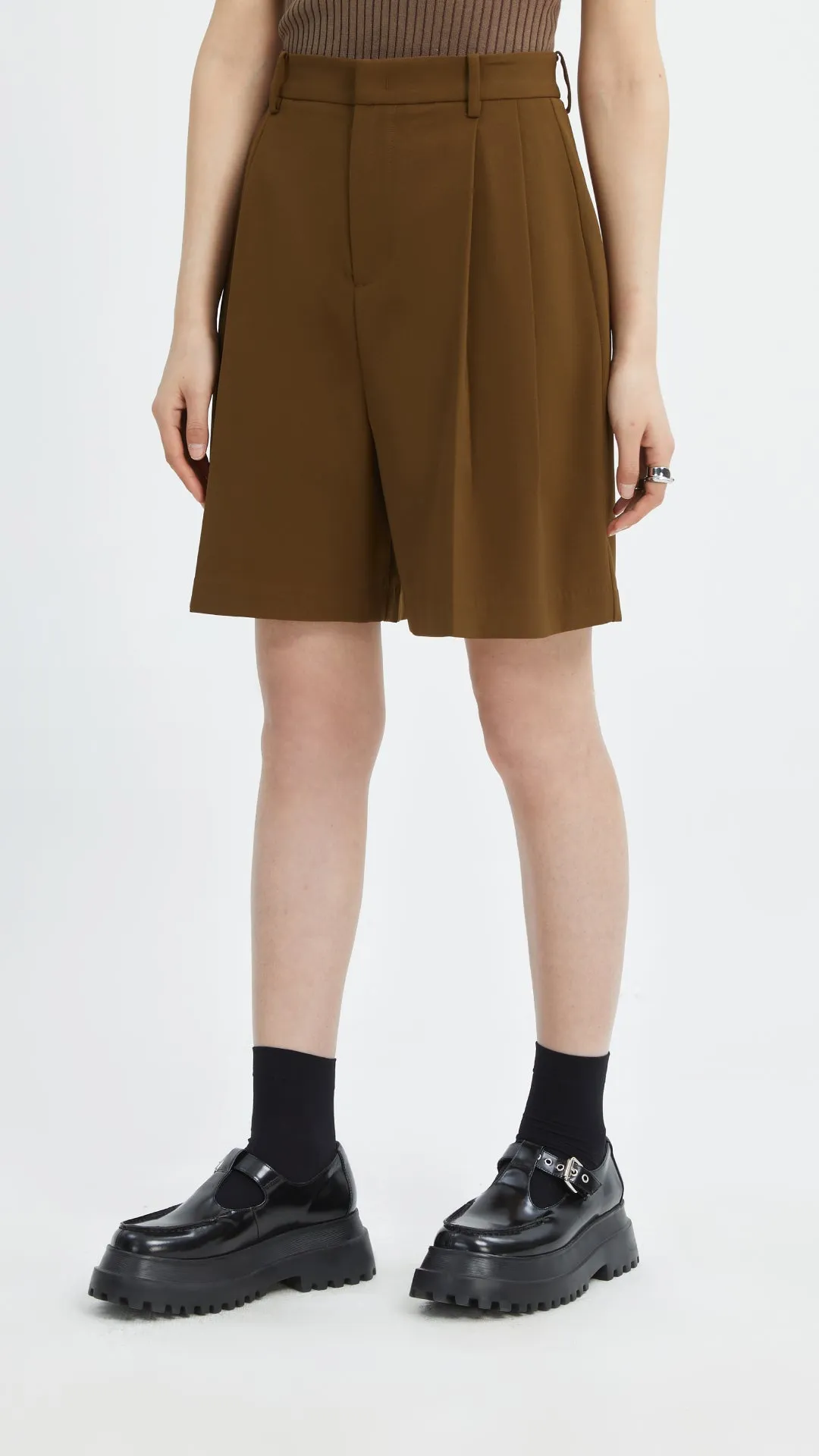 Pleated Short