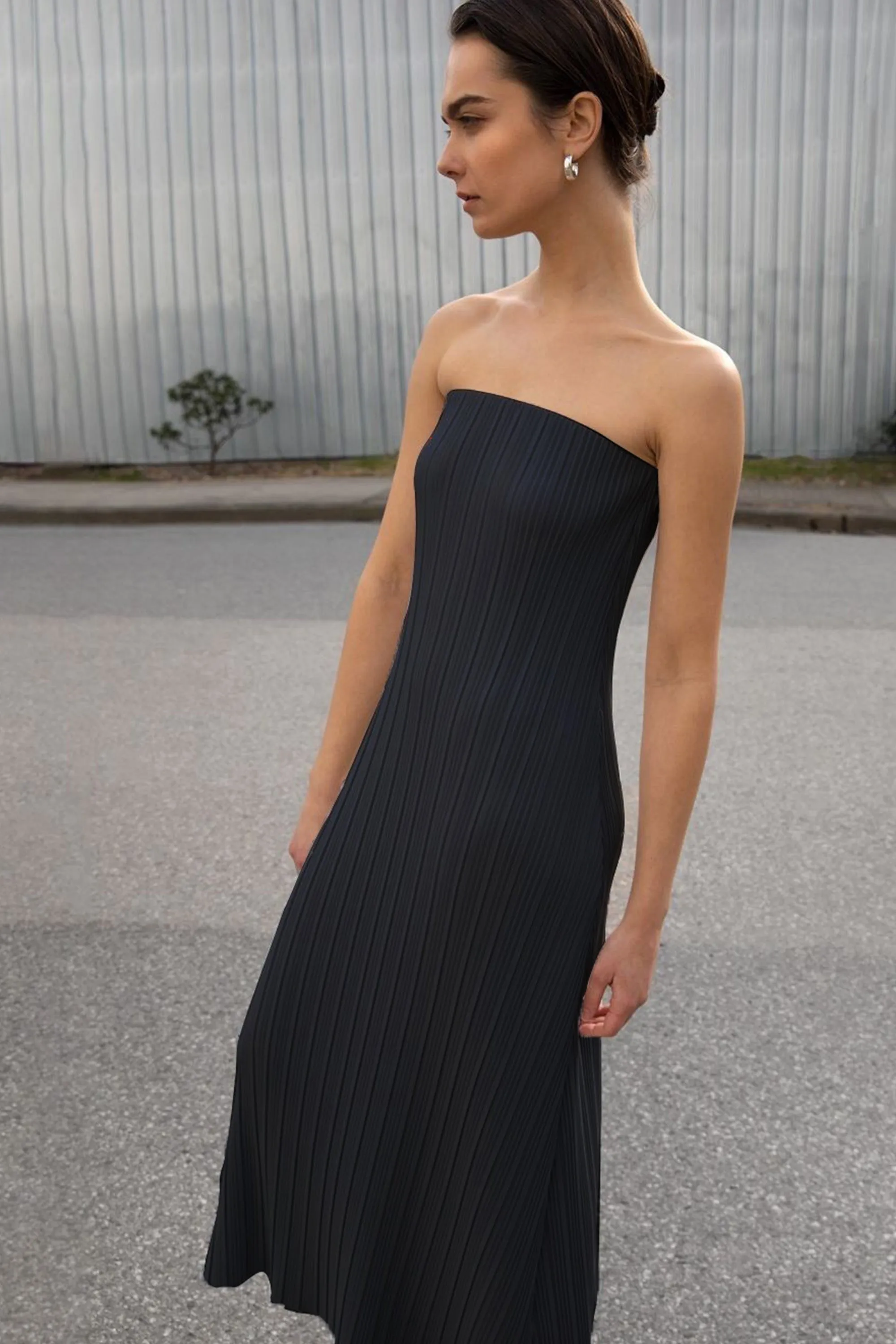 PLEATED TUBE DRESS