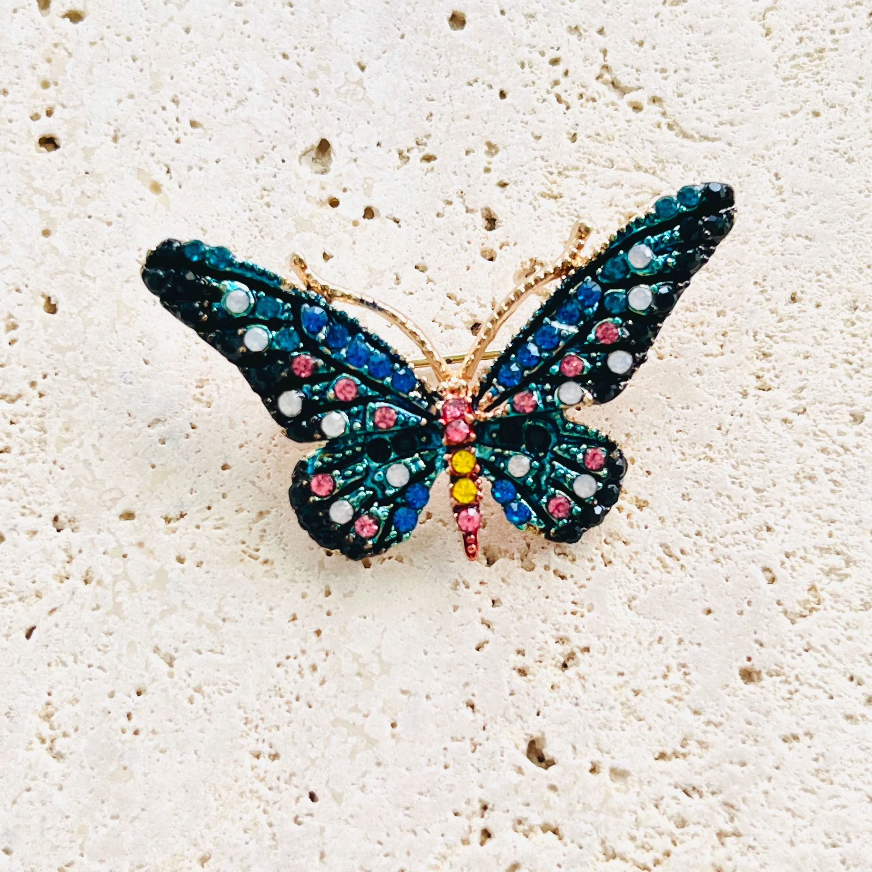 Shinning Rhinestones Butterfly Brooch